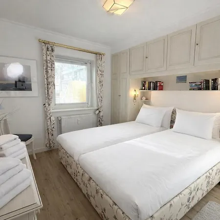 Bismarckstrasse 5a, App 5 *